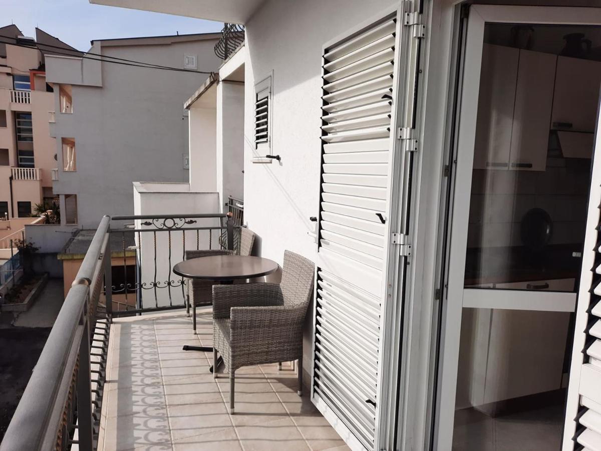 Apartments Rose Loboja Makarska Extérieur photo
