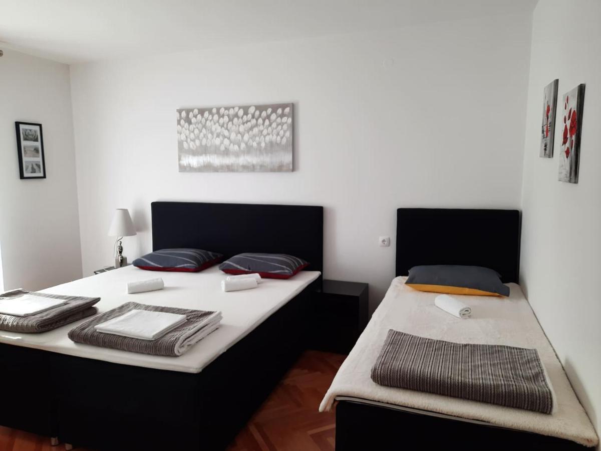 Apartments Rose Loboja Makarska Extérieur photo