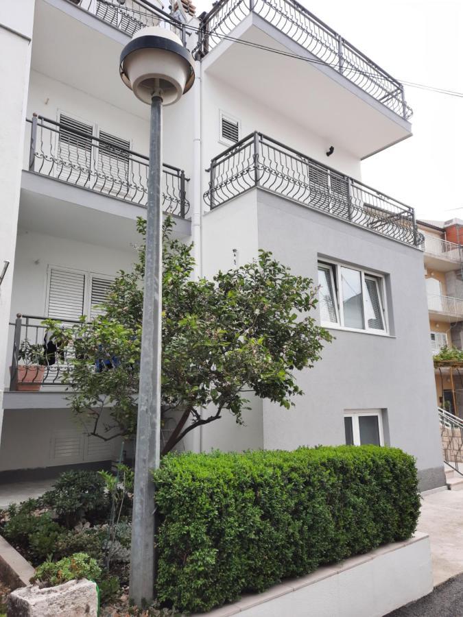 Apartments Rose Loboja Makarska Extérieur photo