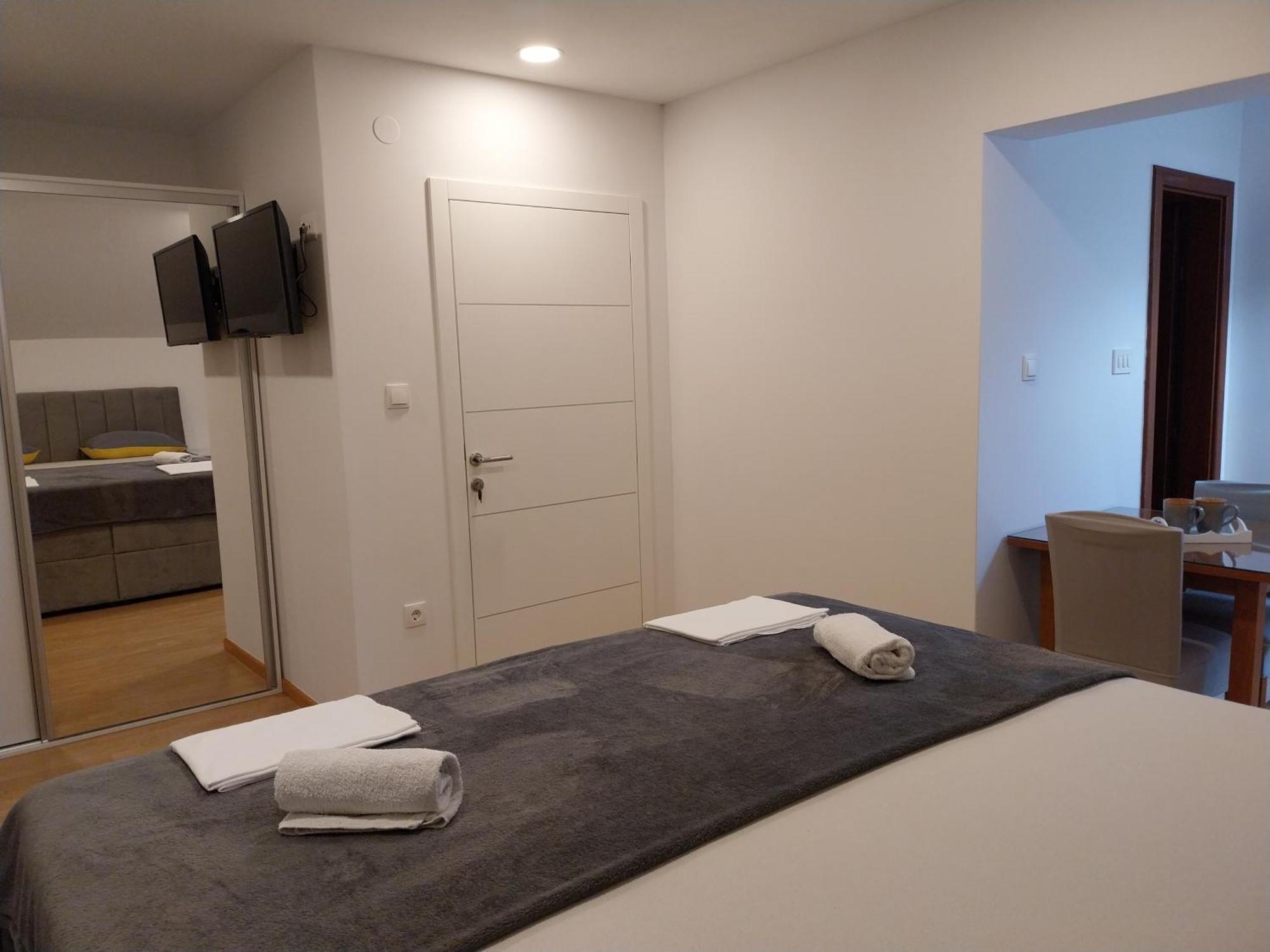 Apartments Rose Loboja Makarska Extérieur photo