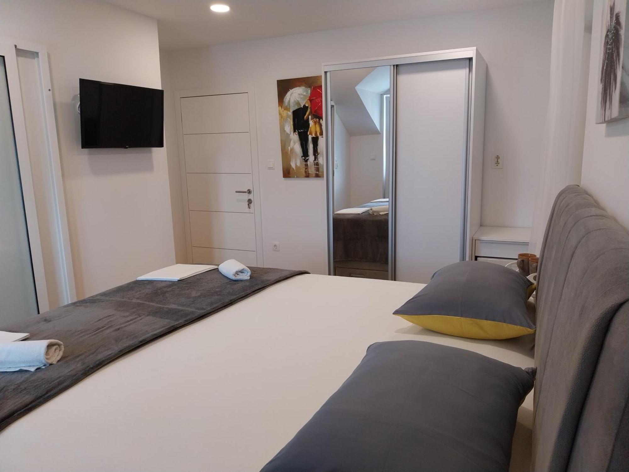 Apartments Rose Loboja Makarska Chambre photo