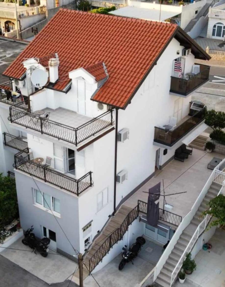 Apartments Rose Loboja Makarska Extérieur photo